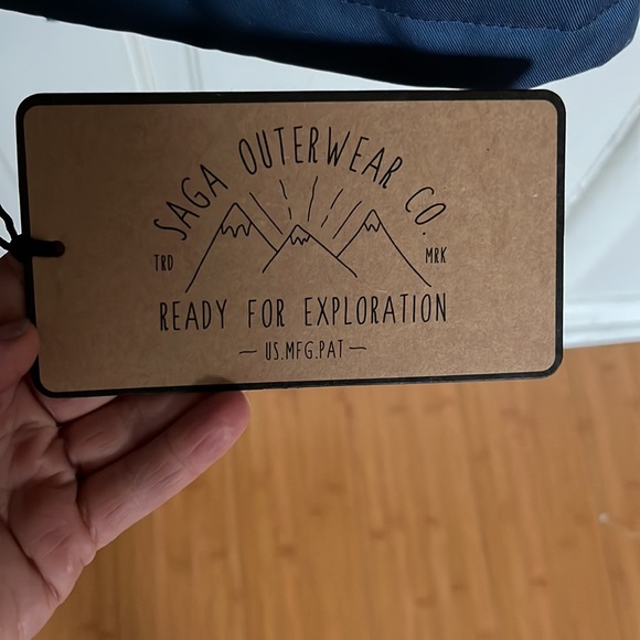 SAGA Outerwear Co. Rouge Jacket - Picture 6 of 7